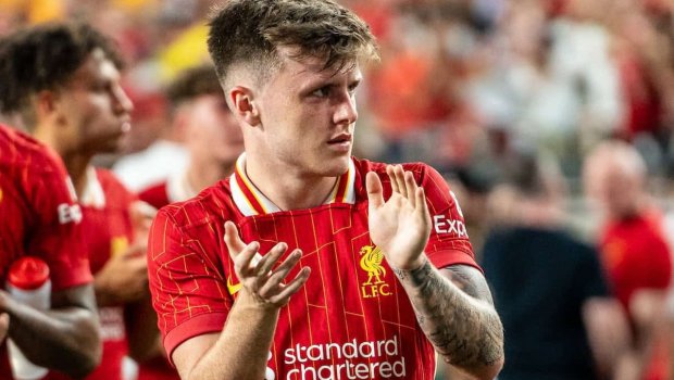“Liverpul” hücumçusunu satdı