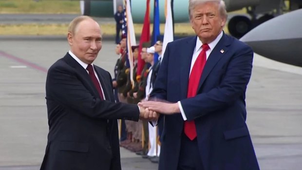 Putin: “Böhranı sülh yolu ilə həll etmək istəyirik”