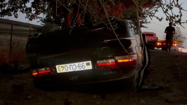 İsmayıllıda avtomobil aşdı - 2 nəfər xəsarət aldı - FOTO