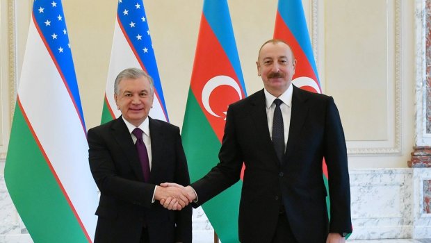 Şavkat Mirziyoyev Prezident İlham Əliyevə MƏKTUB ÜNVANLADI