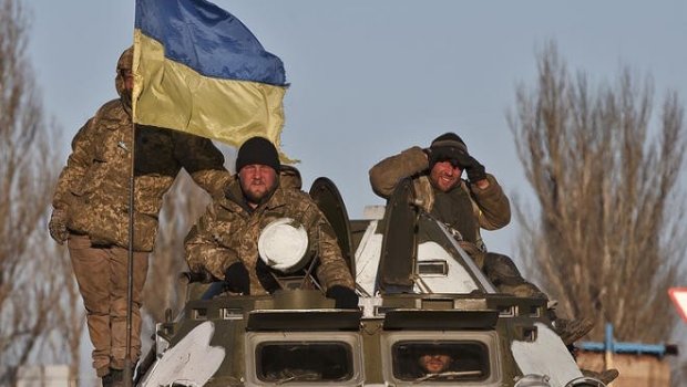 Ukrayna Donetskdə 3 kəndi işğaldan AZAD ETDİ - VİDEO