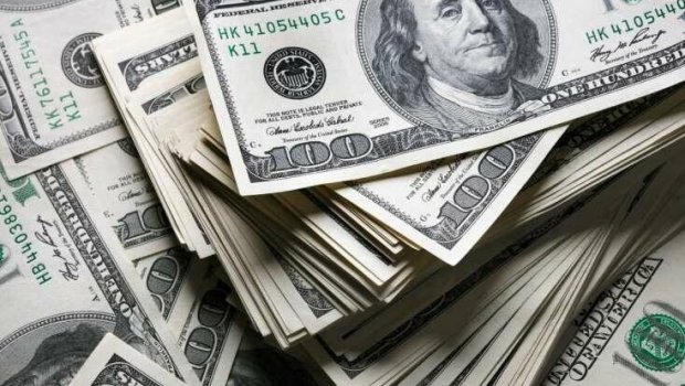İranda dollar rekord həddə BAHALAŞDI