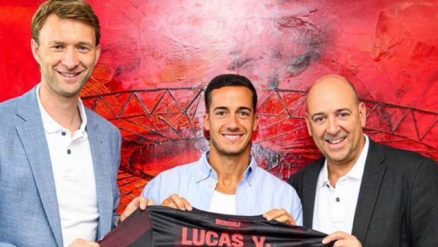 “Real”dan ayrılan Lukas Vaskes bu kluba KEÇDİ