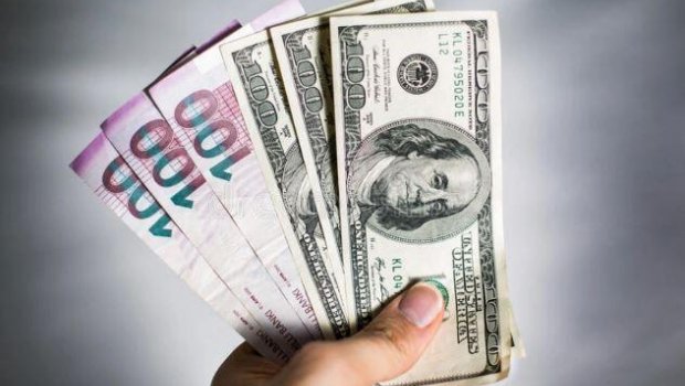 Dollar almaq istəyənlərin NƏZƏRİNƏ!