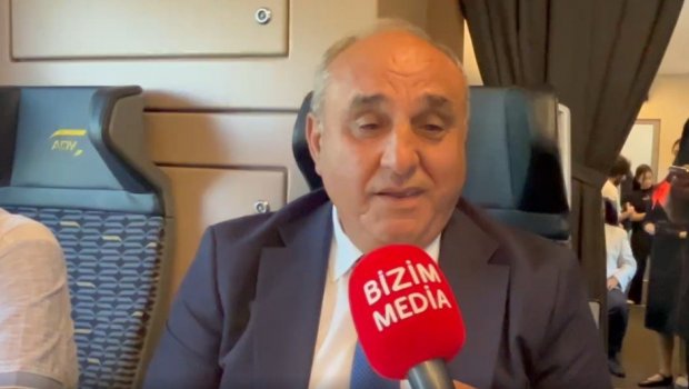 32 il sonra Ağdama qatarla gedən Cabir Abdullayevin ifasında "Ağdam" mahnısı – VİDEO