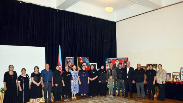 Şəhidlərin xatirəsi anıldı - FOTO