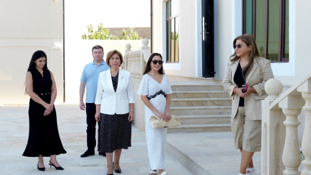 Leyla Əliyeva “Tut Əlimdən” Uşaqlar üçün Sosial Reabilitasiya Mərkəzi ilə tanış oldu - FOTO