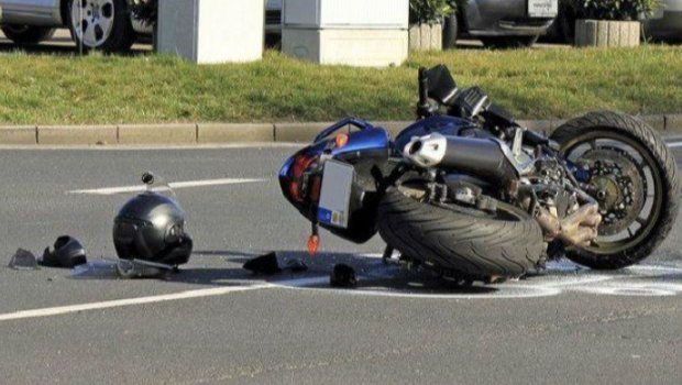 Cəlilabadda motosiklet QƏZASI: Sürücü xəsarət aldı