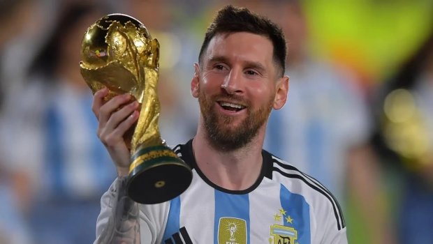 Lionel Messi argentinalı futbolçunu hədələdi: “Millidə oynamayacaqsan”