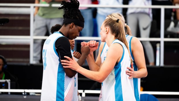 Basketbol yığmamız Avropa Kubokunda gümüş medal QAZANDI