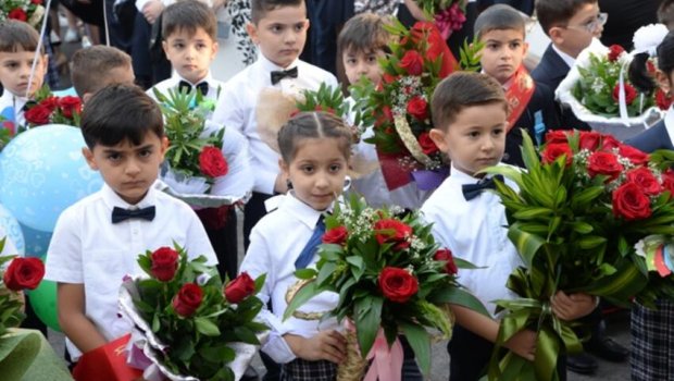 Dərs ilinin başlanma tarixi ilə bağlı RƏSMİ AÇIQLAMA