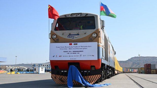 Çindən Avropaya yola düşən qatar Bakıya çatdı
