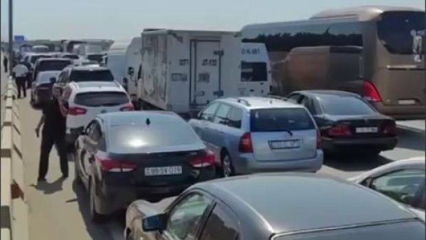 Sumqayıt-Bakı yolunda AĞIR TIXAC – Hərəkət tam dayandı – VİDEO