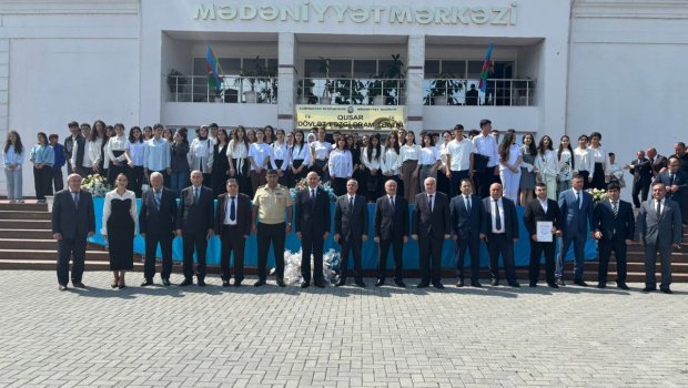 Qusarda ali məktəblərə qəbul olunmuş məzunlarla görüş keçirildi - FOTO