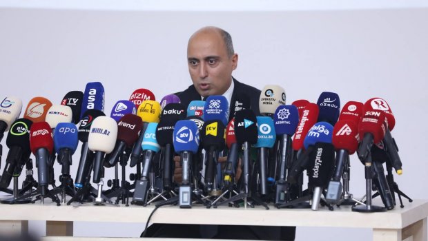“Müəllim uşağı öyrətmirsə, işinə son veriləcək” – Emin Əmrullayev
