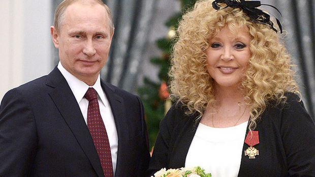 “Putin mənim üçün kumir idi, indi şokdur” - Alla Puqaçova – VİDEO