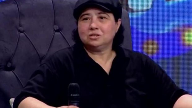 “Aygün Bəylər buna görə kişi paltarı geyinirdi”
