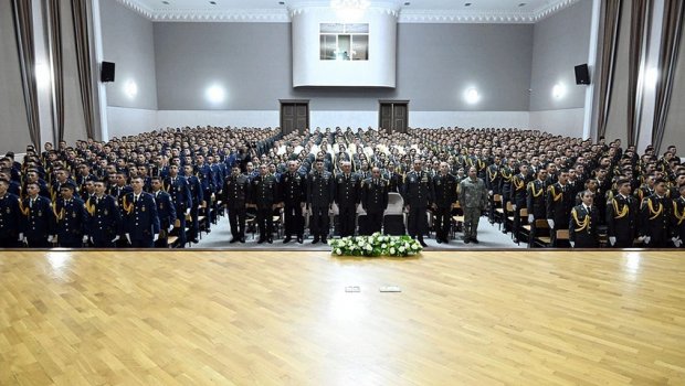 Hərbi təhsil müəssisələrində "Bilik günü" və andiçmə mərasimləri keçirildi - FOTO