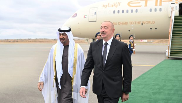 İlham Əliyev BƏƏ Prezidentini Füzulidə qarşıladı - FOTO