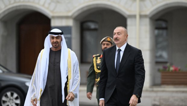 İlham Əliyev BƏƏ Prezidentini Şuşada belə qarşıladı - FOTO
