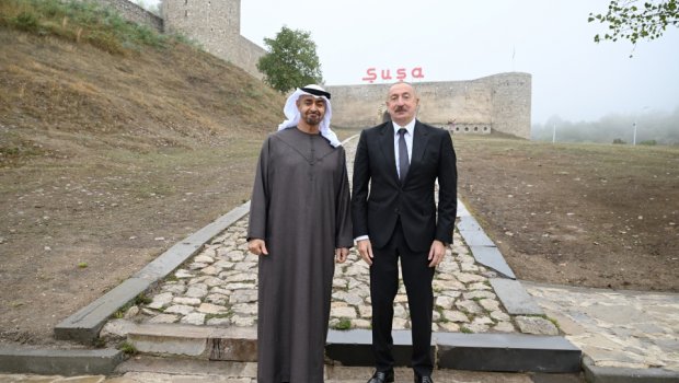İlham Əliyev və BƏƏ Prezidenti Şuşa qalasının önündə FOTO ÇƏKDİRDİLƏR