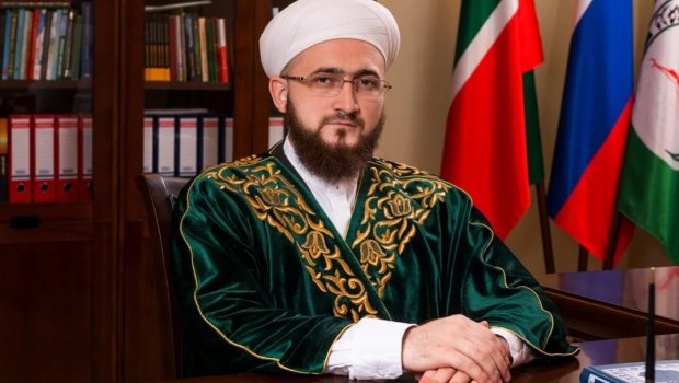 Tatarıstan müftisi ChatGPT-dən şikayət etdi: Qurandan bəzi sözləri təhrif edir - VİDEO