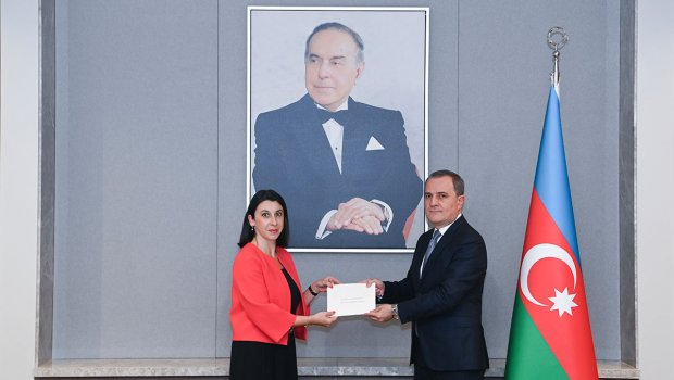 Ceyhun Bayramov Fransanın yeni səfiri ilə görüşdü: Nələr müzakirə edildi? – FOTO