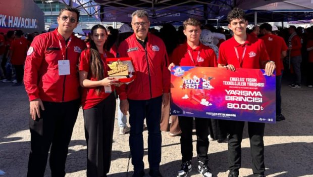 BDU-nun komandası Türkiyədə "TEKNOFEST-2025"in qalibi oldu - FOTO