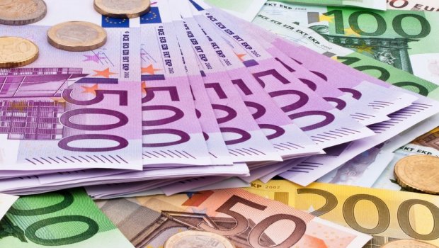 Avro və rubl ucuzlaşdı, dollar isə... – YENİ MƏZƏNNƏ