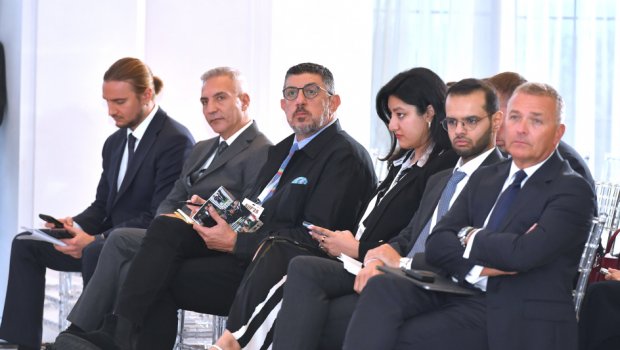 Birinci Azərbaycan Beynəlxalq İnvestisiya Forumunda “Sea Breeze and Real Estate” panel sessiyası keçirildi - FOTO