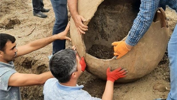 Masallıda antik dövrə aid küp məzarı tapıldı – FOTO