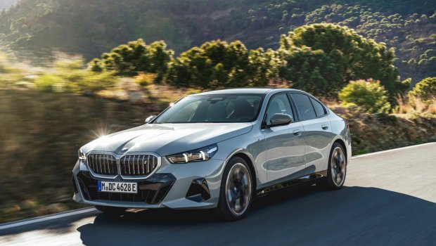 BMW 130 mindən çox avtomobili GERİ ÇAĞIRIR - SƏBƏB