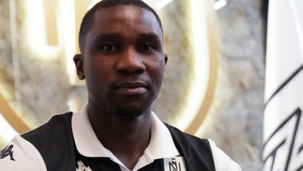 "Neftçi" yeni transferini AÇIQLADI