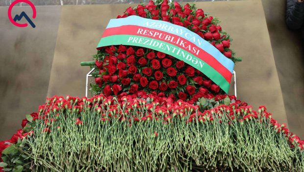 Prezident Zəfər parkına əklil göndərdi – FOTO