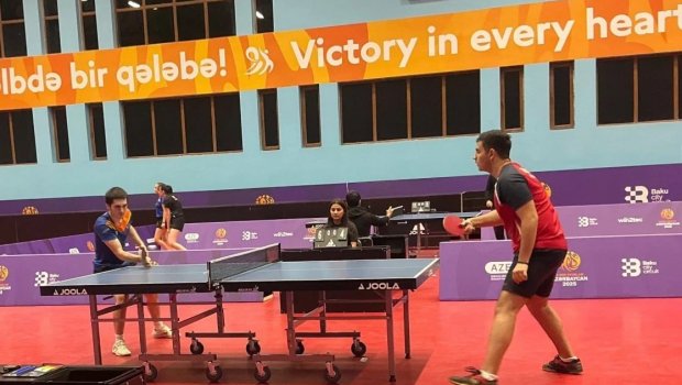 Stolüstü tennisçilərimiz gümüş medal qazandı