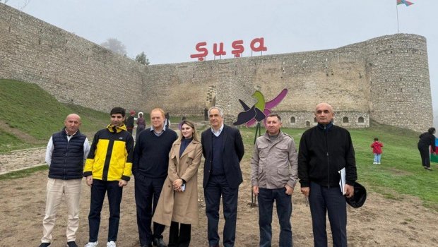 Çili senatorları Şuşa və Xankəndi şəhərlərində olublar - FOTO