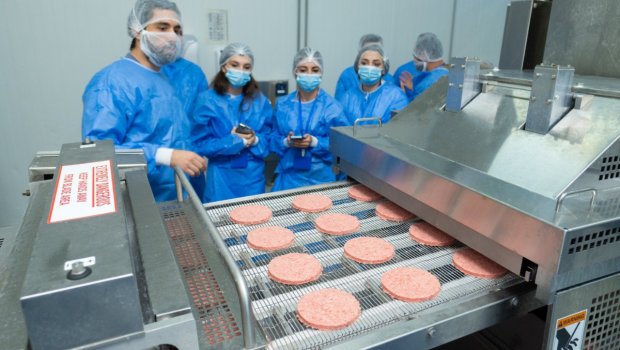 McDonald’s məhsullarının istehsal prosesi ilə tanışlıq – Azprotein Food’s Group - da mediatur – FOTO