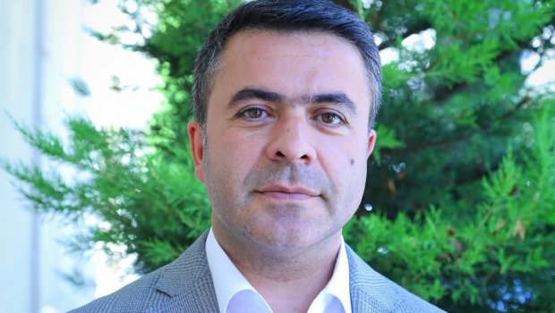 Qəfil yerə yıxılıb, yarım saata yaxın ürək masajı ediblər...