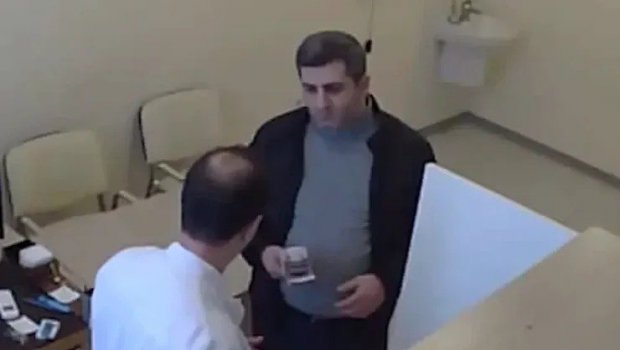 Narkoloji Mərkəzin direktoruna AĞIR CƏZA istənildi
