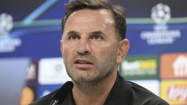 “Məşqçi kimi inkişaf etmir” - Okan Burukdan SƏRT SÖZLƏR