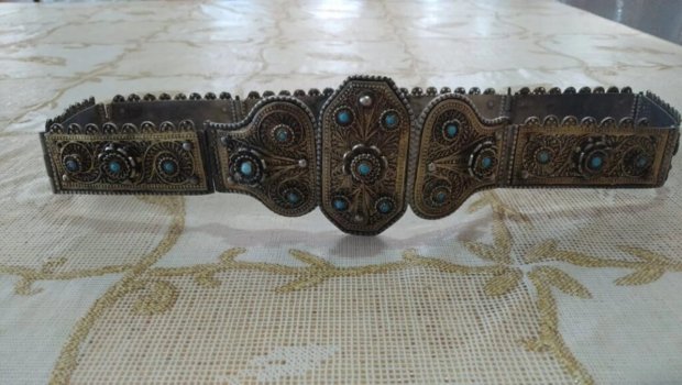 Bakıda fantastik qiymətə kəmər satılır – FOTO