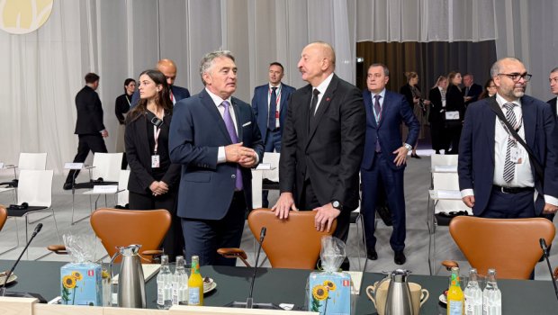 İlham Əliyev Aİ-nin plenar sessiyasında iştirak edir - FOTO
