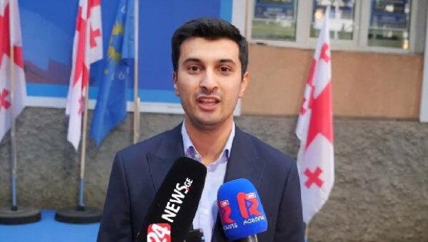 Azərbaycanlı Marneulinin meri seçildi - FOTO