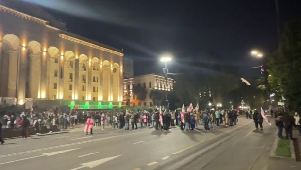 Gürcülər yenidən Tbilisi küçələrində