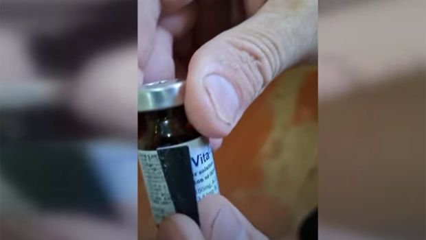 Bakıda köhnə dərman yeni etiketlə satılıb? - VİDEO