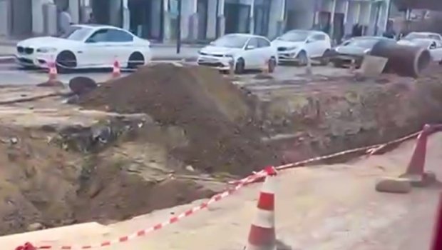 Binəqədi yolunu hansı qurum bu hala salıb? - VİDEO