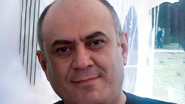 Həbsdə olan generalın yarım milyonluq evi hərraca çıxarıldı – FOTO