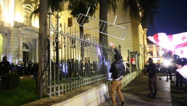 Tbilisidə prezident sarayına hücumun təşkilatçıları həbs olundu