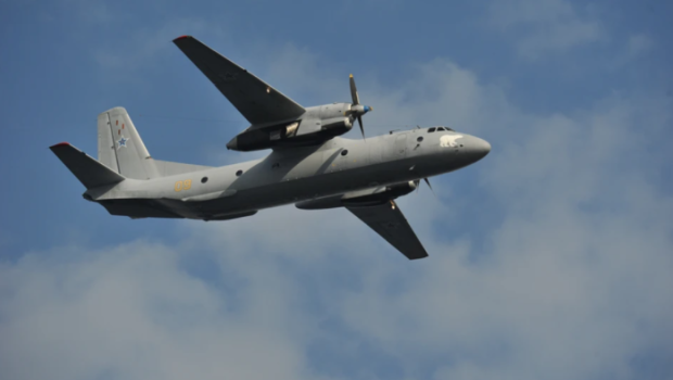 Rusiyada sərnişin təyyarəsində təhlükəli VƏZİYYƏT - FOTO