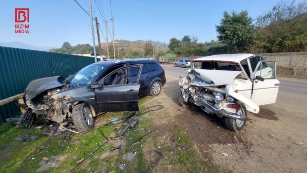 Lənkəranda eyni yolda daha bir QƏZA: 2 azyaşlı, 2 tələbə xəsarət aldı - FOTO